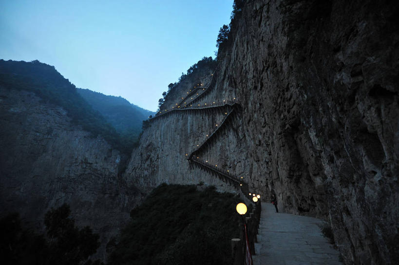 无人,横图,室外,山,植物,悬崖,小路,灯,风景,自然,黄昏,摄影,宁静,照亮,万里无云,晋中,彩图