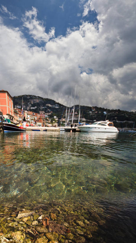 无人,竖图,室外,白天,海洋,山,船,法国,停靠,反射,云,天空,自然,运输,摄影,停泊,维勒弗朗什,彩图