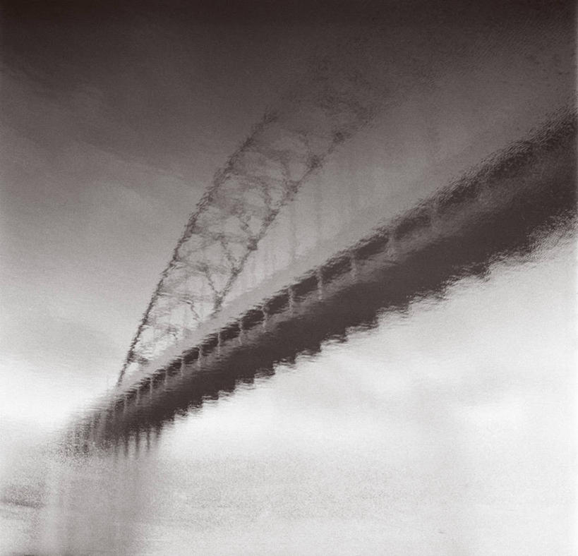 无人,横图,黑白,室外,白天,河流,雾,城市,建筑,美国,反射,桥,摄影,北美,北美洲,美洲,市区,俄勒冈州,波特兰,北亚美利加洲,亚美利加洲,威拉米特河,旅行,美利坚合众国