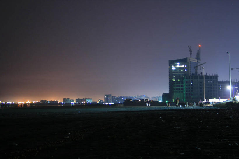 无人,横图,室外,夜晚,留白,建筑业,海洋,天际线,城市,建筑,巴基斯坦,办公大楼,摄影,照亮,卡拉奇,彩图