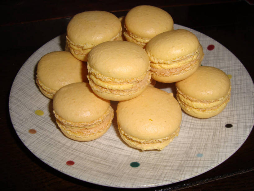 点心,无人,横图,俯视,室内,照明,英国,堆叠,丰富,灯光,食品,甜点,甜品,首都,灯,食物,糕点,盘子,灯具,甜食,摄影,照亮,照明设备,清新,闪光灯,杏仁小圆饼,彩图,高角度拍摄,蛋白杏仁饼