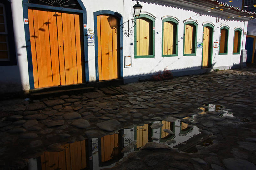 无人,横图,室外,白天,门,城市,建筑,日光,巴西,反射,百叶窗,池塘,摄影,宁静,里约热内卢,彩图,帕拉蒂