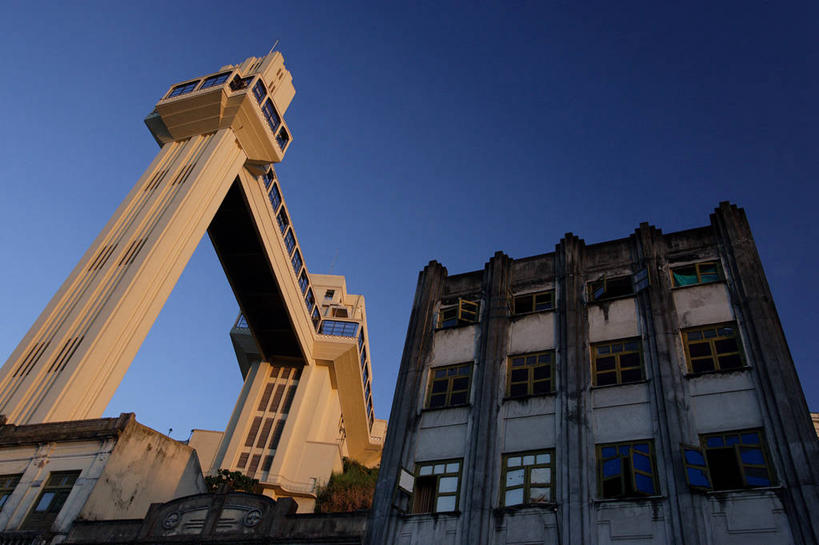 无人,横图,室外,白天,仰视,旅游,度假,窗户,电梯,建筑,巴西,萨尔瓦多,天空,南美,摄影,南美洲,拉丁美洲,美洲,万里无云,巴西联邦共和国,首府,亚美利加洲,南亚美利加洲,巴伊亚,巴伊亚州,彩图,低角度拍摄,旅行