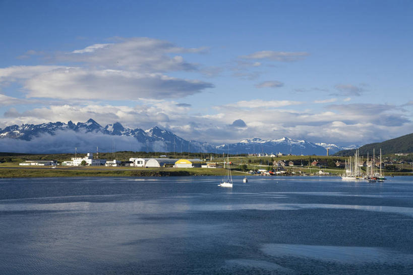 无人,横图,室外,日出,海洋,山,山脉,水,城市,建筑,船,阿根廷,河岸,云,城镇,黎明,风景,天空,运输,摄影,早晨,拉丁美洲,火地群岛,彩图,海港