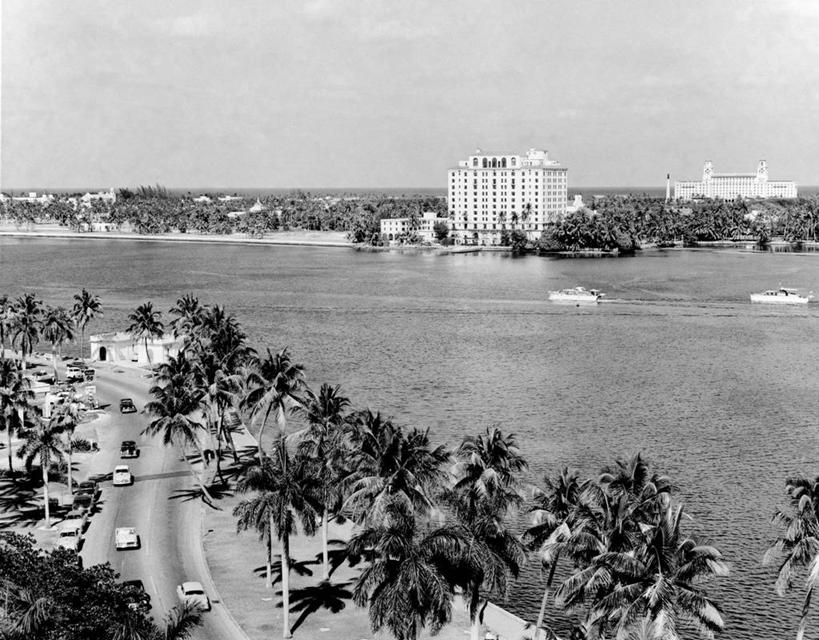 无人,横图,俯视,黑白,室外,白天,度假,美景,天际线,城市风光,城市,建筑,棕榈树,美国,景观,娱乐,享受,休闲,景色,放松,摄影,宁静,北美,北美洲,美洲,佛罗里达,佛罗里达州,佛州,阳光州,北亚美利加洲,亚美利加洲,高角度拍摄,美利坚合众国,棕榈滩,林荫大道