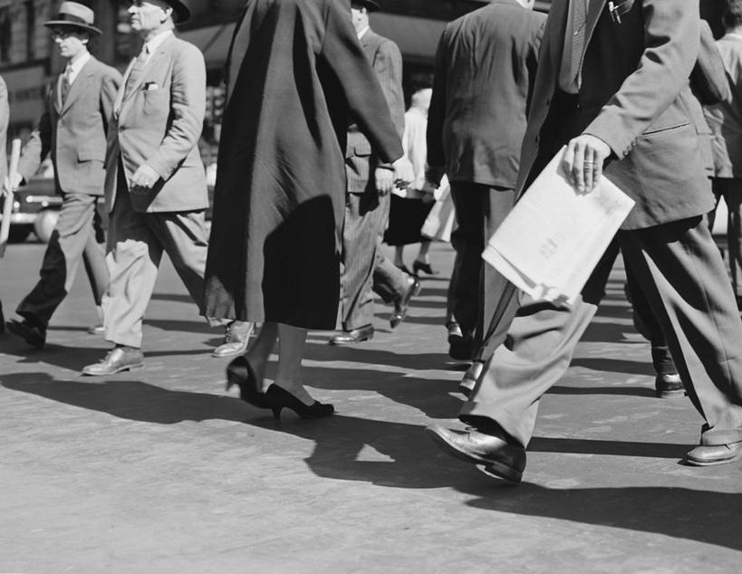 横图,黑白,室外,白天,城市,道路,街道,路,公路,纽约,美国,行人,人行道,交通,摄影,马路,步行,42街,横越