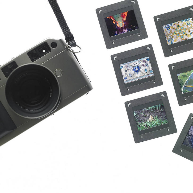 无人,竖图,俯视,照片,室内,特写,白天,白色背景,静物,相机,阴影,反射,影子,拍照,数码相机,摄影,影棚,一部,相片,照相机,彩图,高角度拍摄,影棚拍摄,拍摄,照相