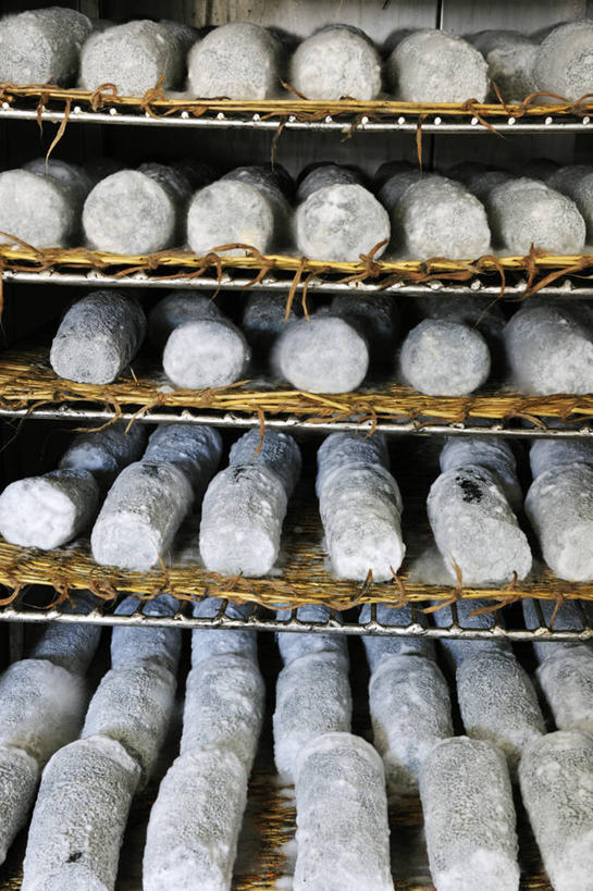 奶酪,无人,竖图,室内,白天,葡萄牙,欧洲,许多,装饰,食品,很多,饮食,摄影,奶制品,山羊乳酪,伊比利亚半岛,彩图,传统文化