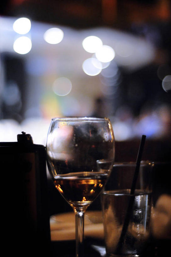 无人,竖图,室内,特写,夜晚,美国,透明,饮食,摄影,葡萄酒杯,加利福尼亚,彩图