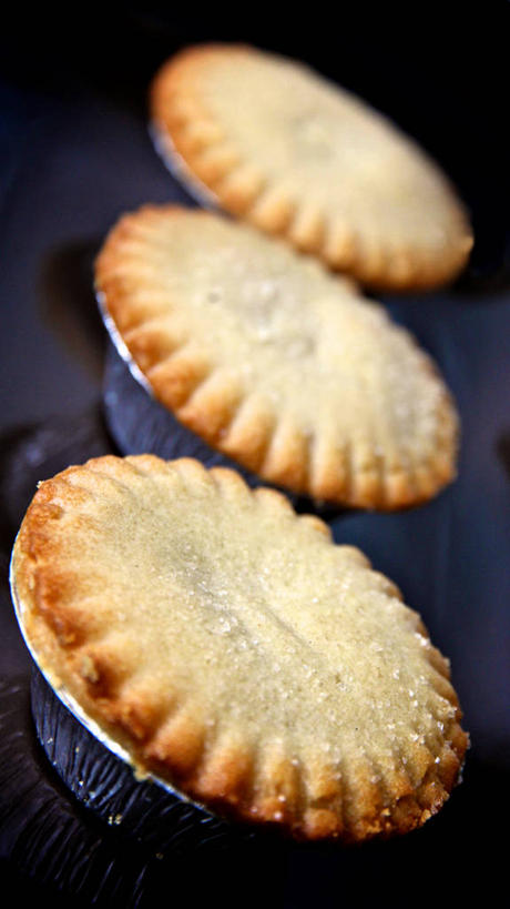 无人,竖图,室内,特写,白天,英国,圣诞节,一排,整齐,小的,饮食,排列,甜食,摄影,队列,清新,英国文化,蛋糕托杯,纸托蛋糕,彩图,传统文化