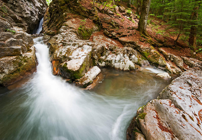 无人,横图,室外,白天,长时间曝光,美景,瀑布,法国,景观,树,风景,自然,景色,摄影,宁静,岩层,自然风光,法国文化,上萨瓦,岩石,彩图