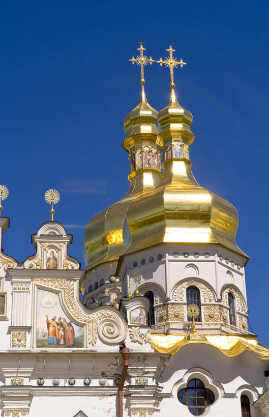 无人,教堂,竖图,室外,白天,仰视,城市,建筑,乌克兰,光线,尖顶,光芒,首都,摄影,圆顶建筑,基辅,彩图,低角度拍摄,旅行,大教堂