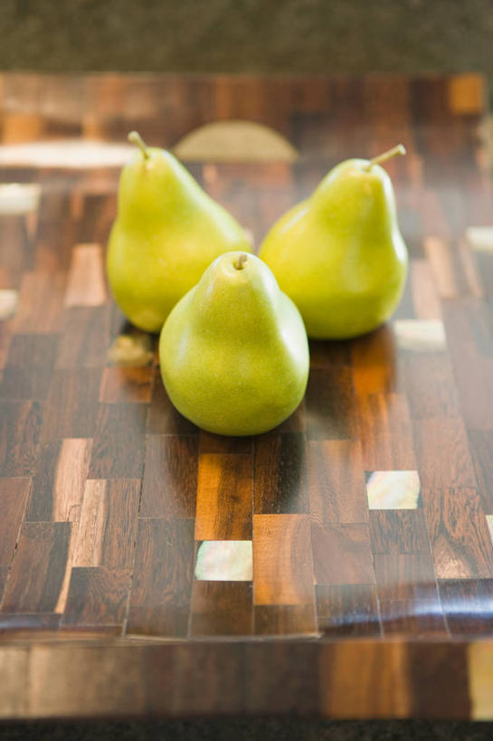 无人,竖图,室内,特写,爱情,奢侈,梨,水果,珠宝,美国,矿石,食品,钻石,现代,三个,金刚石,昂贵,坚硬,贵重,北美,宝石,坚定,信念,瓦胡岛,约定,宝贵,当代,金刚钻