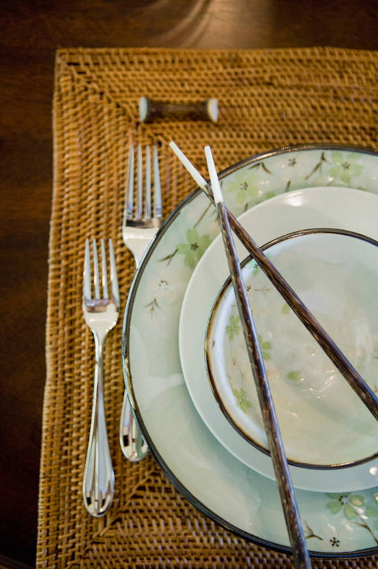 无人,竖图,室内,特写,爱情,奢侈,珠宝,美国,矿石,叉,钻石,盘子,汤匙,碗,刀,金刚石,昂贵,坚硬,贵重,北美,宝石,坚定,信念,瓦胡岛,约定,餐巾环,宝贵,当代,金刚钻