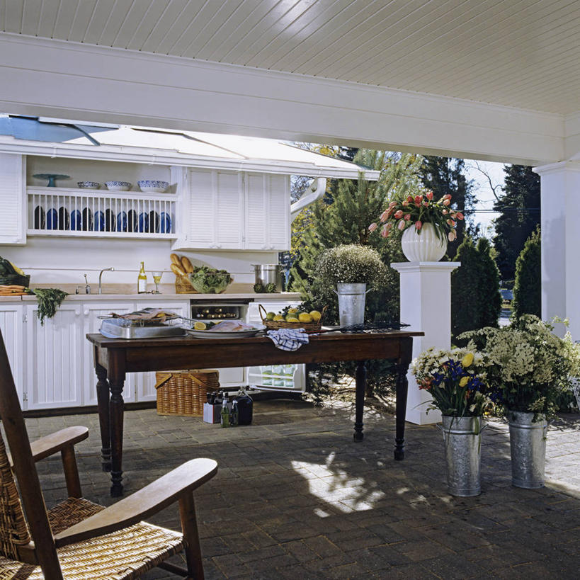 葡萄酒,室外,厨房,郁金香,蔬菜,准备,篮子,砖,院子,食品,摇椅,花,白色,夏天,法式长棍面包,烹调