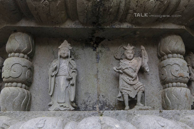 无人,寺庙,站,横图,室外,特写,白天,正面,民族服装,旅游,度假,名胜古迹,标志建筑,地标,建筑,静物,雕塑,中国,亚洲,节日,遗迹,艺术,装饰,雕刻,雕像,古迹,文化,文物,娱乐,建设,古建筑,浙江,石雕,浙江省,工艺品,庙宇,祈祷,站着,享受,休闲,健康,旅游胜地,放松,许愿,宗教,佛教,信仰,纪念,祈求,美术,主题,陈列,古文明,东亚,普陀区,普陀山,法雨禅寺,法雨寺,中华人民共和国,华东地区,浙,功能,美学,舟山,舟山市,释教,平安,站立,彩图,全身,传统服装,民俗服,庙,寺,海天佛国,shwf1