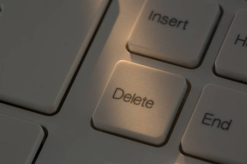 无人,横图,俯视,室内,特写,白天,键盘,静物,许多,阴影,朦胧,模糊,反射,英文,标志,文字,影子,字符,字母,很多,输入设备,通讯设备,标识,英文字母,通信设备,电脑键盘,彩图,高角度拍摄