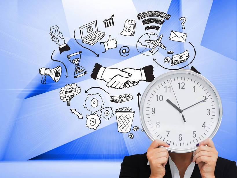 西方人,一个人,无人,商务人士,商务女性,站,横图,室内,白天,正面,钱,零件,齿轮,电脑,笔记本电脑,数码,科技,海洋,飞机,计时器,沙漏,台历,欧洲,欧洲人,仅一个年轻女性,仅一个女性,仅一个人,一堆,连接,握,阴影,堆叠,堆积,组合,套装,环保,时间,反射,网络,标志,钱币,三角形,沙子,时钟,数字,图形,文字,影子,字符,世界地图,地球,陆地,垃圾桶,指针,交通,高光,几何,计算机图形,合成,计时,全球,通讯设备,航空,标识,喇叭,一个,蓝色,话筒,容器,挂钟,钟表,交通工具,站着,机械,表,时针,握着,遮,遮掩,钞票,金融,纸币,运输,地理,国家,阿拉伯数字,一架,能源,经济,单个,储藏,堆,垃圾箱,链接,一台,定时器,日期,回收,电脑合成图,数码合成图,大陆,五金,资源,世界,无线,准确,分针,掩盖,客机,遮挡,紧固,合成图,储存,数学,传声筒,拼接,载具,拼凑,精准,通信设备,商务装,无线网络,流通,纸钞,贸易,无线上网,便携式电脑,利用,工薪阶层,低碳,遮盖,循环,写实,具体,具象,拼合,凑集,聚合,撮合,链结,牢固,掩饰,持续,货币,现金,硬币,手提电脑,年轻女性,女人,女性,白种人,白领,上班族,日历,钟,站立,半身,彩图,几何图形,贮存,大洋,大洲