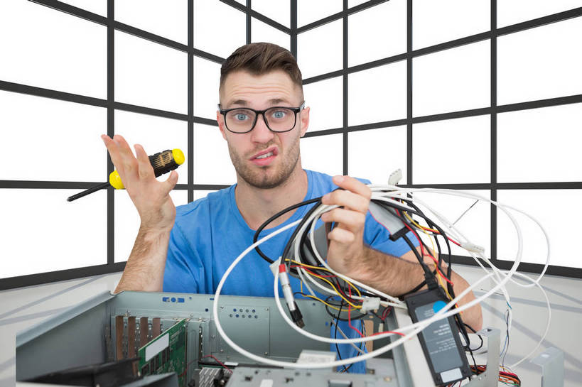 西方人,一个人,无人,技术人员,横图,室内,白天,正面,T恤衫,通讯,电脑,数码,数据,科技,窗户,落地窗,金属制品,欧洲,欧洲人,仅一个男性,仅一个人,一副,一排,连接,握,阴影,组合,服装,整齐,反射,传输,网络,金属,方格,格子,工具,眼镜,影子,高光,几何,计算机图形,拿,T恤,合成,拿着,注视,休闲装,输入设备,通讯设备,开关,玻璃窗,排列,仅一个年轻男性,衣服,蓝色,白色,按钮,观察,看,休闲,疲倦,休闲服,台式电脑,握着,服饰,观看,螺丝刀,起子,链接,光驱,网线,主机,电脑合成图,数码合成图,五金,察看,疲劳,机箱,紧固,疲惫,合成图,队列,关注,拼接,拼凑,通信设备,水晶头,困乏,近视眼镜,光盘驱动器,写实,具体,具象,疲乏,拼合,凑集,聚合,撮合,链结,牢固,改锥,线缆,委顿,疲困,疲顿,疲钝,倦怠,怠倦,电脑主机,男人,男性,年轻男性,白种人,技术员,半身,彩图