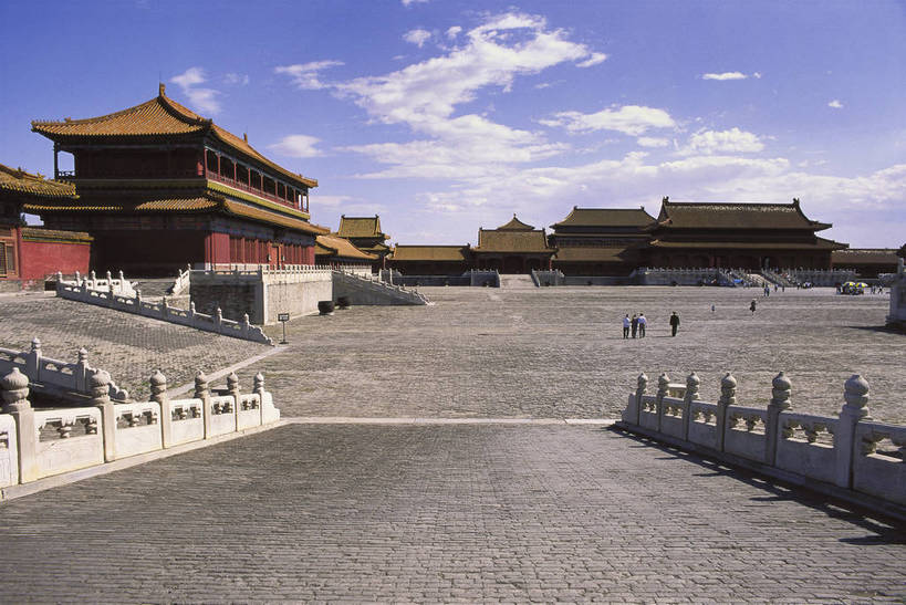 故宫,宫殿,横图,彩色,室外,白天,旅游,度假,名胜古迹,标志建筑,地标,建筑,北京,中国,亚洲,风俗,清澈,遗迹,文化遗产,古迹,历史,文物,娱乐,建设,传统,古建筑,蓝色,天空,紫禁城,天,享受,休闲,远景,旅游胜地,放松,精神,摄影,古代建筑,权威,权利,象征,美好,感受,古文明,东亚,中华人民共和国,权力,权势,太和殿,古代文明,明澈,清彻,清亮,制度,特征,势力,彩图,旅行,bj174