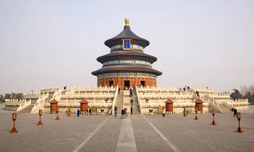 天坛,寺庙,横图,彩色,室外,特写,白天,旅游,度假,名胜古迹,楼梯,标志建筑,地标,建筑,雕塑,北京,中国,亚洲,局部,遗迹,艺术,装饰,雕刻,雕像,浮雕,屋顶,文化遗产,艺术品,首都,瓦,顶,古迹,历史,文物,娱乐,建设,古建筑,建筑物,古代,天空,工艺品,享受,休闲,旅游胜地,放松,精神,摄影,宗教,纪念,砖瓦,美术,神圣,中国文化,主题,陈列,古文明,东亚,首府,中华人民共和国,功能,美学,古远,彩图,旅行,庙,寺,传统文化,bj174