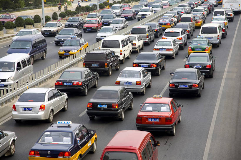 横图,彩色,室外,白天,道路,建筑,街道,路,公路,汽车,北京,中国,亚洲,车流,交通,拥堵,建筑物,车,交通工具,轿车,摄影,中国文化,载具,东亚,发展,中华人民共和国,发达,马路,彩图,传统文化,bj174