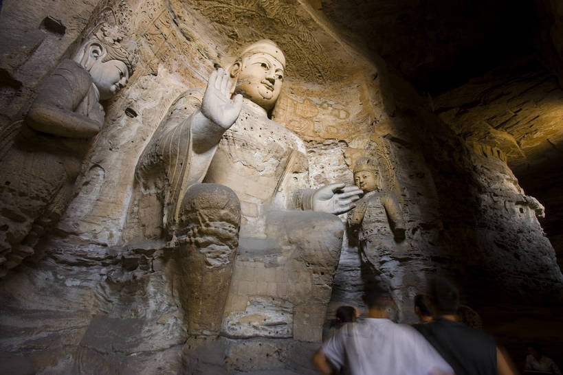 横图,彩色,室外,白天,旅游,建筑,雕塑,大同,中国,亚洲,装饰,纹路,雕像,纹理,文化遗产,历史,佛,古代,摄影,佛教,古代建筑,华丽,修饰,点缀,中国文化,石窟,东亚,山西省,肌理,云冈石窟,中华人民共和国,衬托,美观,雅致,雅观,古远,古代文明,彩图,旅行,目的地,传统文化,bj174