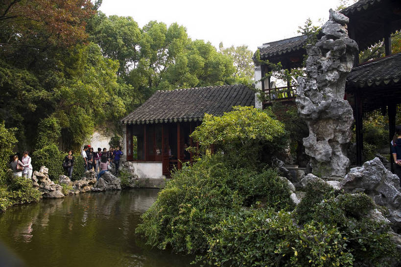横图,彩色,室外,白天,旅游,度假,名胜古迹,标志建筑,地标,建筑,中国,遗迹,图片,池塘,建筑群,古典,古迹,文物,娱乐,建设,古建筑,江苏,同里,树木,凉亭,享受,休闲,假山,旅游胜地,放松,摄影,鱼池,中国文化,古文明,东亚,旅行,传统文化,bj174