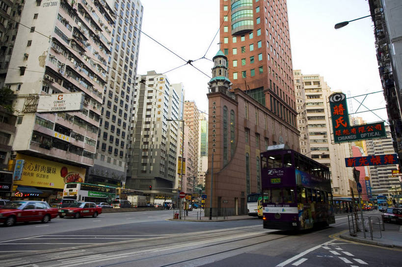 人群,横图,彩色,室外,白天,旅游,度假,美景,名胜古迹,城市风光,标志建筑,城市,道路,地标,建筑,摩天大楼,汽车,香港,中国,亚洲,繁华,遗迹,图片,景观,建筑群,车流,交通,古迹,文物,娱乐,建设,现代,古建筑,现代建筑,人流,一群人,享受,休闲,旅游胜地,摩天大厦,景色,放松,摄影,古文明,东亚,发展,中华人民共和国,繁荣,发达,马路,彩图,高楼,bj174