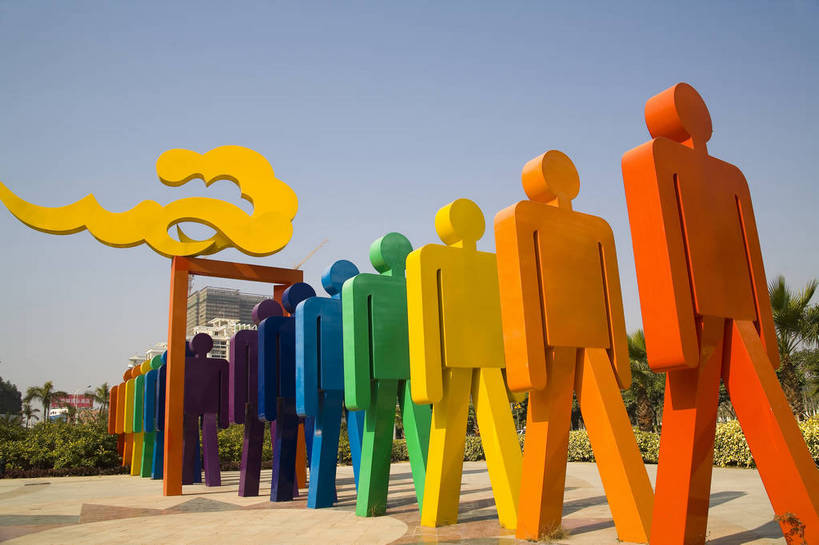 人群,横图,彩色,室外,旅游,度假,美景,名胜古迹,树林,天际线,城市风光,标志建筑,城市,大厦,地标,建筑,雕塑,中国,亚洲,遗迹,艺术,装饰,雕刻,雕像,塑像,景观,古迹,文物,娱乐,建设,现代,古建筑,厦门,现代建筑,特色,树,树木,白云,蓝天,绿地,绿化带,工艺品,天,享受,休闲,广阔,旅游胜地,景色,放松,摄影,生活方式,经济,观看,纪念,轮廓,展览,居住,美术,公共设施,木偶,象征,美好,文明,主题,特殊,展览馆,参观,陈列,国际会展中心,古文明,东亚,发展,福建省,厦门市,中华人民共和国,功能,美学,开阔,繁荣,进步,发达,交流,彩图,观光,旅行,高楼,居住区,bj174