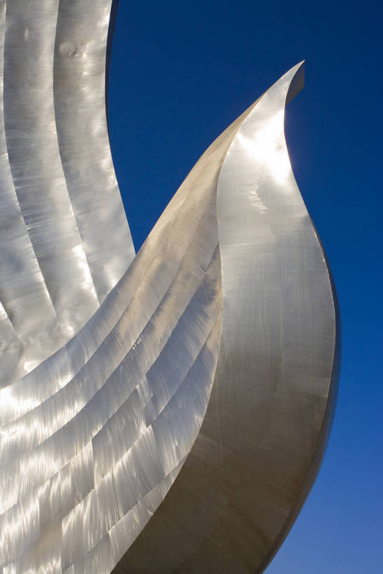 竖图,彩色,室外,旅游,度假,比赛,名胜古迹,城市风光,标志建筑,城市,地标,建筑,鸽子,雕塑,中国,亚洲,遗迹,艺术,结构,雕像,塑像,景观,构造,宏伟,古迹,文物,娱乐,建设,古建筑,和平鸽,特色,天,享受,休闲,旅游胜地,景色,放松,气派,竖,摄影,城市建筑,设施,经济,工程,矗立,迷人,象征,钢架,成就,美好,美妙,文明,布局,特殊,耸立,参观,古文明,东亚,发展,钢结构,中华人民共和国,河北省,秦皇岛,挺立,繁荣,奇迹,伟大,进步,发达,竞技,彩图,旅行,奥运会,北戴河,奥林匹克公园,bj174