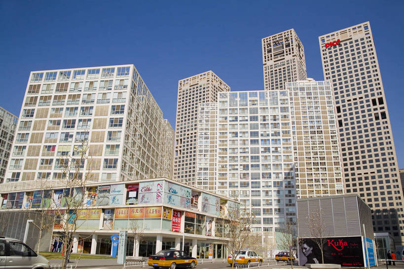 横图,彩色,室外,白天,旅游,度假,名胜古迹,天际线,城市风光,标志建筑,城市,大厦,地标,建筑,北京,中国,亚洲,遗迹,景观,建筑群,首都,都市,古迹,文物,娱乐,建设,现代,古建筑,现代建筑,地标建筑,楼宇,享受,休闲,旅游胜地,商务楼,放松,摄影,古文明,东亚,发展,中华人民共和国,北京市,京,北平,华北地区,繁荣,发达,旅行,朝阳门,北京CBD,北京商务中心区,中国北京大北窑,银河SOHO,bj174