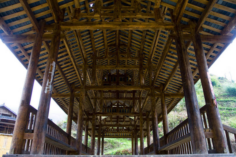横图,室外,白天,旅游,度假,农业,梯田,名胜古迹,田园,标志建筑,地标,建筑,中国,亚洲,遗迹,民俗,景观,文化遗产,建筑群,古典,古迹,文物,娱乐,建设,古建筑,特色,自然,享受,休闲,旅游胜地,景色,放松,人文景观,广西,耕作,中国文化,古文明,东亚,龙胜,风雨桥,中华人民共和国,民族建筑,古代文明,旅行,传统文化,bj174