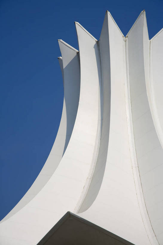 竖图,彩色,室外,特写,白天,旅游,度假,名胜古迹,城市风光,标志建筑,城市,地标,建筑,中国,亚洲,局部,遗迹,古迹,文物,娱乐,建设,现代,古建筑,现代建筑,享受,休闲,旅游胜地,放松,竖,摄影,经济,广西,矗立,耸立,古文明,东亚,南宁,中华人民共和国,南宁国际会展中心,挺立,繁荣,进步,发达,旅行,bj174