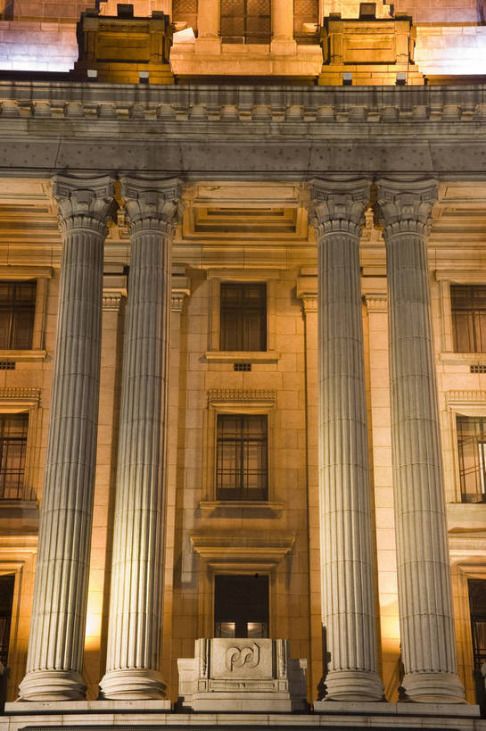 竖图,彩色,室外,正面,大厦,建筑,上海,中国,亚洲,灯光,外滩,摄影,部分,近景,欧式建筑,东亚,浦东发展银行,中华人民共和国,傍晚,大楼,bj174