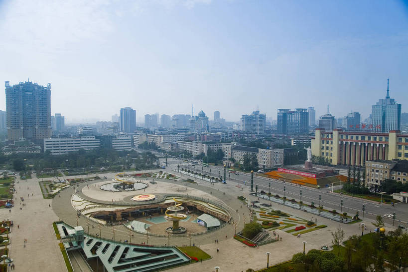 广场,横图,彩色,室外,白天,城市风光,中国,亚洲,景观,建筑群,现代建筑,摄影,四川省,城市广场,东亚,四川,成都,成都市,中华人民共和国,省会,西南地区,川,锦江区,天府广场,bj174