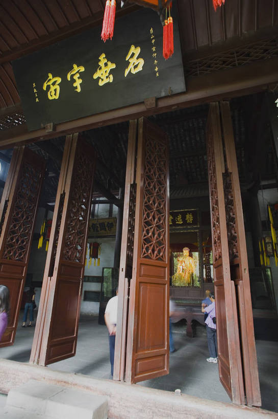 竖图,彩色,室外,白天,旅游,度假,名胜古迹,标志建筑,地标,建筑,中国,亚洲,遗迹,建筑群,古典,古迹,文物,娱乐,建设,古建筑,享受,休闲,旅游胜地,放松,竖,摄影,四川省,中国文化,古文明,东亚,成都,中华人民共和国,武侯祠,旅行,传统文化,bj174