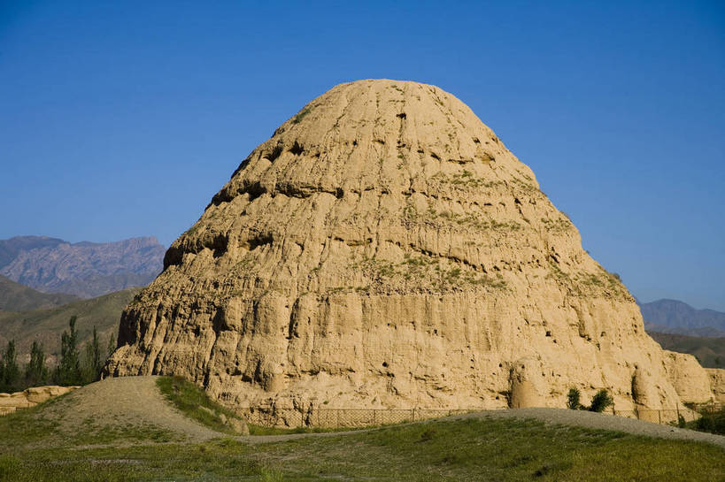 无人,横图,彩色,室外,特写,白天,旅游,度假,名胜古迹,标志建筑,地标,建筑,中国,亚洲,遗迹,文化遗产,古迹,文物,娱乐,建设,古建筑,享受,休闲,旅游胜地,放松,摄影,人文景观,古代建筑,陵墓,中国文化,古文明,东亚,宁夏,西夏王陵,银川,中华人民共和国,旅行,bj174