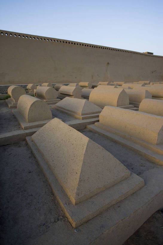 无人,竖图,彩色,室外,特写,白天,旅游,度假,名胜古迹,标志建筑,地标,建筑,中国,亚洲,遗迹,文化遗产,塔,古迹,文物,娱乐,建设,古建筑,享受,休闲,旅游胜地,放松,竖,摄影,人文景观,古塔,古代建筑,中国文化,古文明,东亚,吐鲁番,新疆,中华人民共和国,苏公塔,旅行,bj174