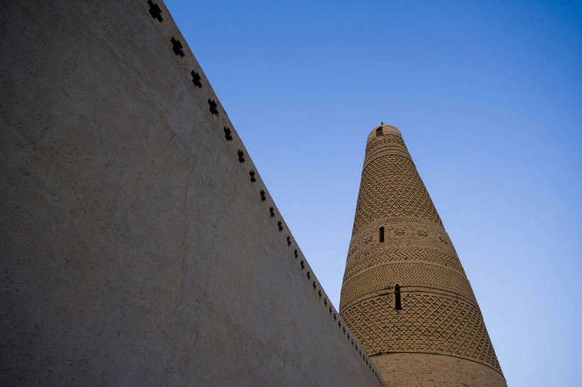 无人,横图,彩色,室外,特写,白天,旅游,度假,名胜古迹,标志建筑,地标,建筑,中国,亚洲,遗迹,文化遗产,塔,古迹,文物,娱乐,建设,古建筑,享受,休闲,旅游胜地,放松,摄影,人文景观,古塔,古代建筑,中国文化,古文明,东亚,吐鲁番,新疆,中华人民共和国,苏公塔,旅行,bj174