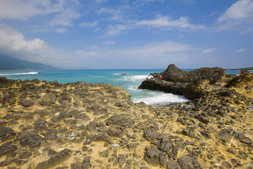 公园,横图,彩色,室外,白天,旅游,度假,海浪,名胜古迹,标志建筑,地标,建筑,台湾,中国,亚洲,遗迹,海岸,海湾,古迹,文物,娱乐,建设,古建筑,蓝天,享受,休闲,旅游胜地,放松,摄影,海滨,古文明,东亚,三仙台,中华人民共和国,海,海滩,旅行,bj174