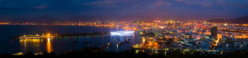 无人,横图,全景,俯视,彩色,室外,旅游,城市风光,建筑,夜景,船,三亚,中国,亚洲,建筑群,桥,灯光,现代建筑,海南,天空,灿烂,旅游胜地,摄影,海滨,东亚,三亚湾,中华人民共和国,海,旅行,bj174
