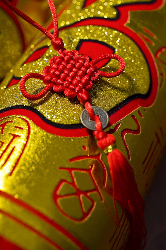 无人,竖图,彩色,室内,特写,静物,鞭炮,中国,春节,新年,节日,图片,装饰品,两个,福字,饰品,中国结,竖,摄影,中国文化,东亚,爆竹,影棚拍摄,传统文化,bj174
