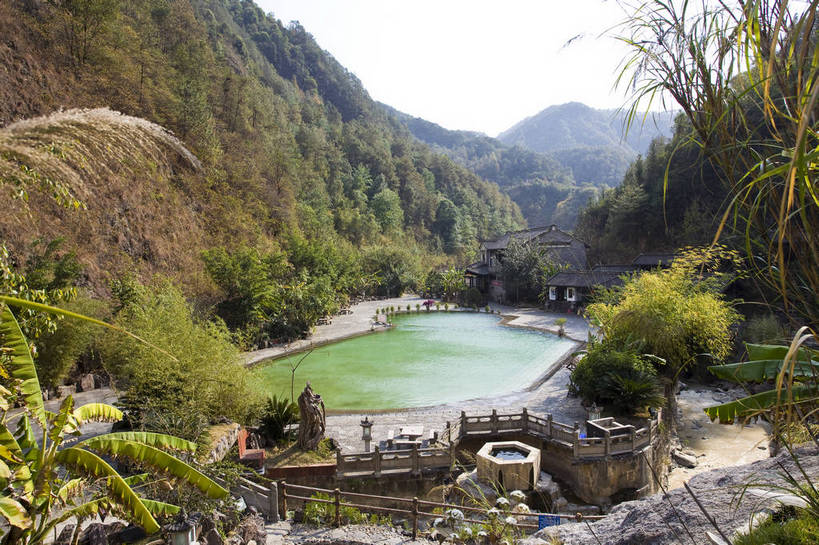 无人,横图,彩色,室外,白天,旅游,度假,名胜古迹,温泉,标志建筑,地标,建筑,腾冲,中国,遗迹,民俗,图片,古迹,文物,娱乐,建设,古建筑,云南,享受,休闲,旅游胜地,放松,保健,摄影,地理,文明,中国文化,自然风光,古文明,地貌,旅行,传统文化,热海温泉,bj174