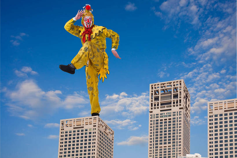 东方人,中年人,一个人,演员,横图,彩色,室内,白天,抠图,正面,化妆,满意,自由,建筑,北京,中国,表演,艺术,造型,鲜艳,人物,头饰,图片,云,浪漫,文化,电脑合成,天空,脸谱,享受,表情,姿势,创意,摄影,服饰,动作,中国文化,金箍棒,戏剧,民族服饰,演出服,京剧,国粹,美猴王,男人,男性,中年男性,亚洲人,中国人,全身,影棚拍摄,化装,高楼,中国戏曲,武生,传统文化,舞台妆,bj174