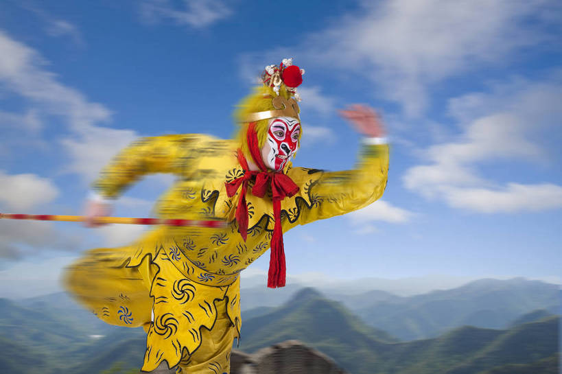 东方人,中年人,一个人,演员,横图,彩色,室内,白天,抠图,侧面,化妆,满意,自由,北京,中国,表演,艺术,造型,鲜艳,人物,头饰,图片,云,浪漫,文化,电脑合成,天空,脸谱,享受,表情,姿势,创意,摄影,服饰,动作,中国文化,金箍棒,戏剧,民族服饰,演出服,京剧,国粹,美猴王,男人,男性,中年男性,亚洲人,中国人,半身,影棚拍摄,化装,中国戏曲,武生,传统文化,舞台妆,bj174