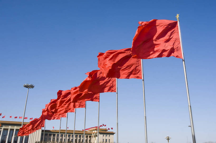 无人,摄影师,横图,彩色,室外,白天,仰视,城市,国旗,天安门广场,中国,亚洲,历史,文化,东方,风景,蓝天,天,晴朗,近景,政治,摄像师,爱国主义,尊严,自豪,bj174