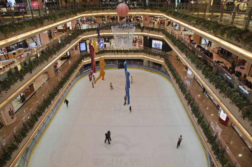 商店,横图,彩色,室内,白天,购物,旅游,消费,超市,橱窗,建筑,商场,北京,中国,亚洲,图片,首都,现代,休闲,展示,气派,金融,百货,摄影,生活方式,经济,文明,陈列,选购,贸易,百货公司,东亚,中华人民共和国,北京市,京,北平,华北地区,血拼,繁荣,发达,旅行,购物商场,购物中心,商业中心,崇文,崇文区,文明门,崇文门,bj174