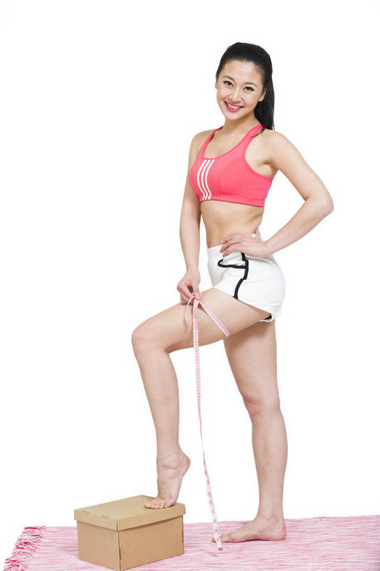 东方人,腿,站,竖图,彩色,室内,白天,留白,抠图,白色背景,侧面,时尚,北京,中国,仅一个人,测量,图片,现代,休闲,健康,成熟,可爱,美女,自信,摄影,生活方式,青春,优雅,减肥,乐观,年轻女性,女人,女性,亚洲人,中国人,年轻人,全身,影棚拍摄,愉快,练功服,bj174