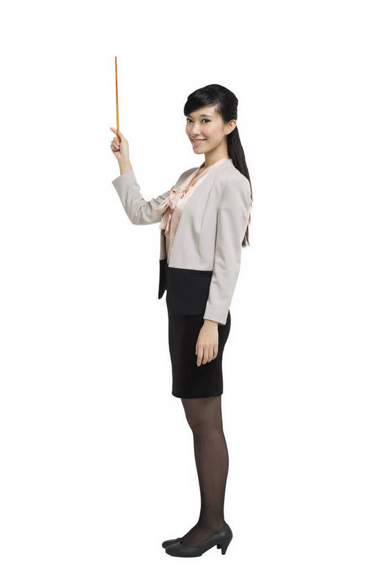 东方人,中年人,一个人,教师,站,微笑,竖图,彩色,室内,白天,留白,抠图,白色背景,侧面,幸福,北京,中国,仅一个年轻女性,正装,图片,教育,外套,教鞭,放松,美女,自信,帮助,讲解,摄影,女教师,成就,辅导,乐观,认真,自豪,年轻女性,女人,女性,亚洲人,中国人,年轻人,全身,影棚拍摄,bj174